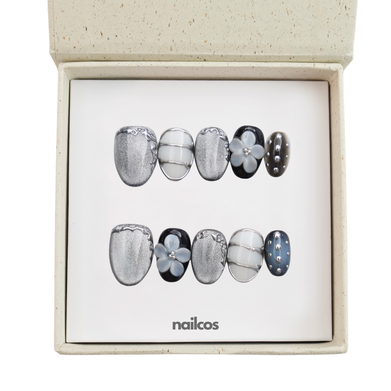 Steel Bloom Short Round Chrome,3D Floral Press-on Nails