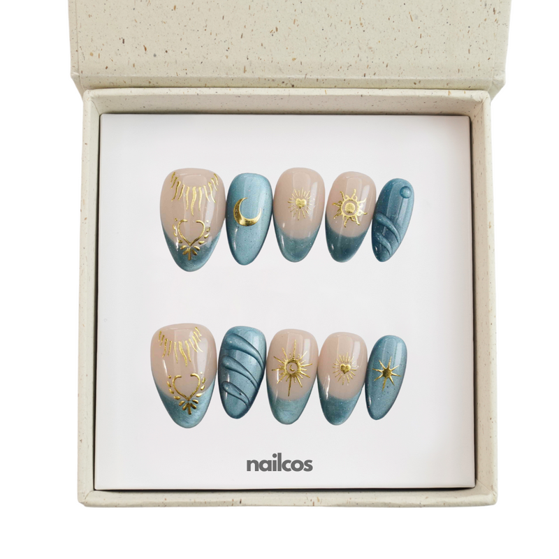 Luna Sol Short Almond French,Cat Eye