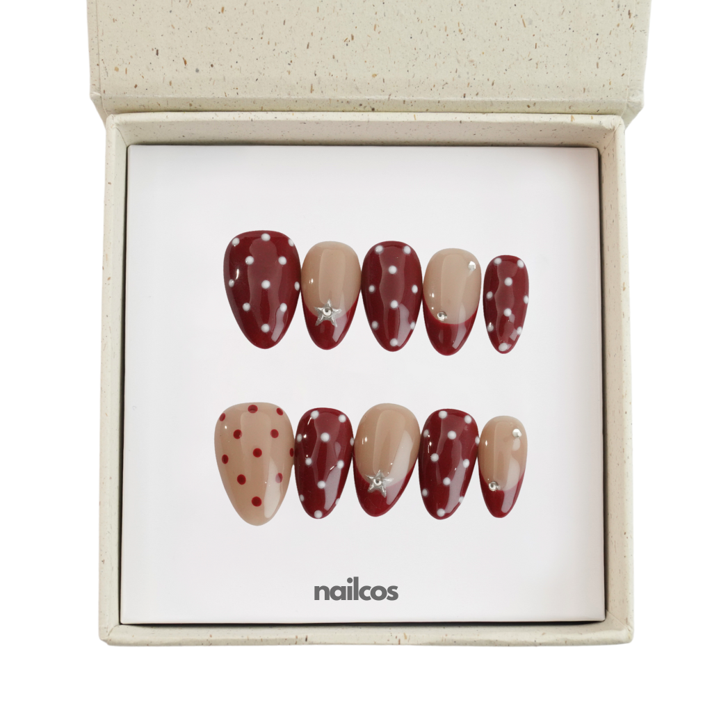 Christmas Polka Short Almond French,Kawaii / Polka Dot,Christmas / Winter Press-on Nails