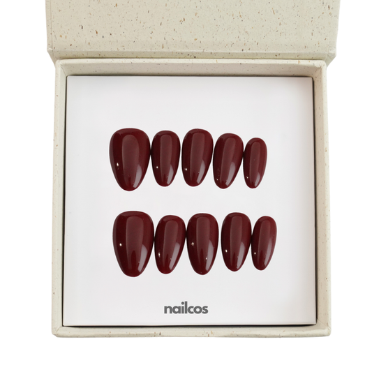 Wine Short Almond Nude,Christmas / Winter Press-on Nails