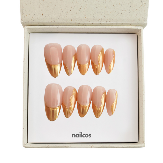Gold Line Medium Almond Chrome Press-on Nails